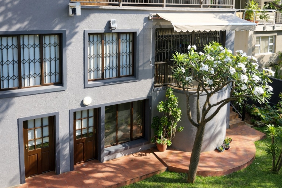 5 Bedroom Property for Sale in Meerhof North West